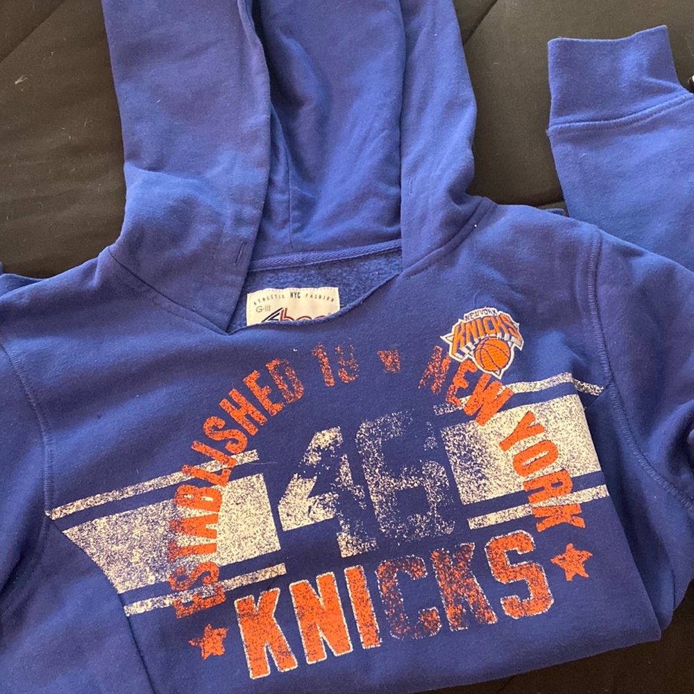NY Knicks Pullover
